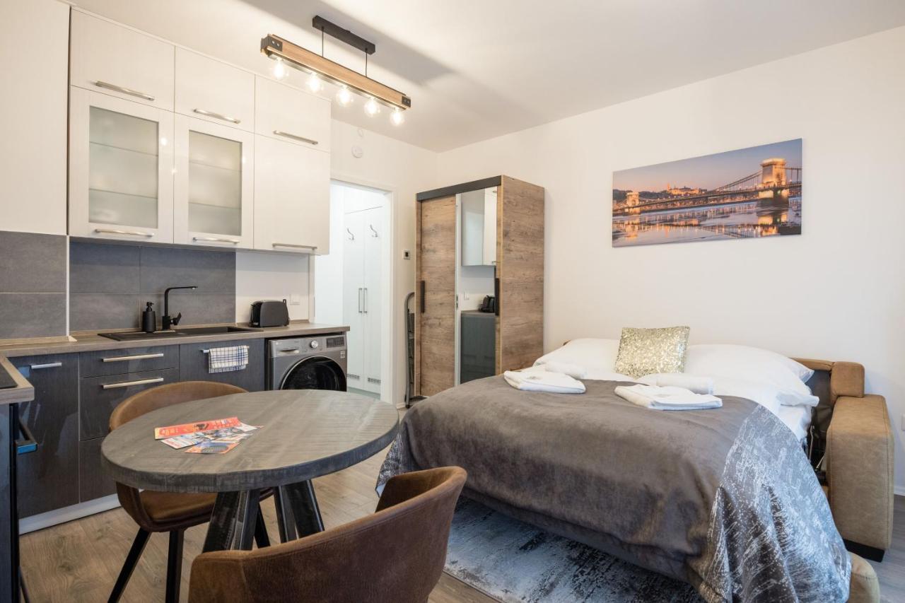 Central Sphere Apartment Budapest Exterior photo