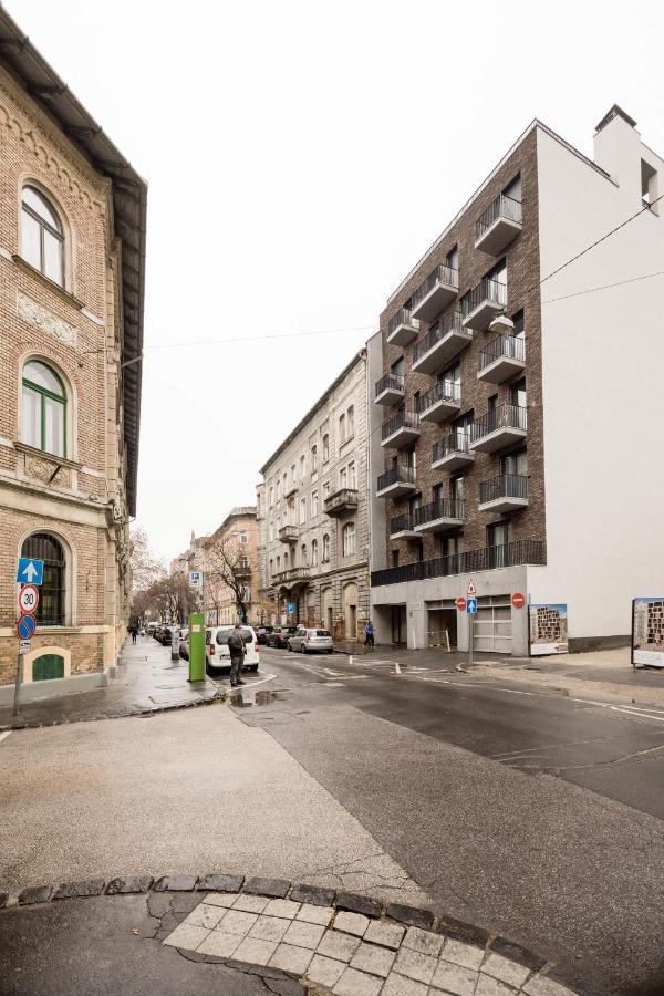 Central Sphere Apartment Budapest Exterior photo